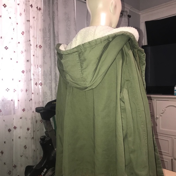 Jacket - Picture 5 of 8